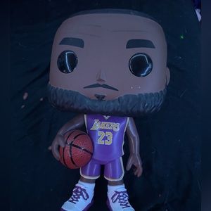 LeBron, James big Funko, Pop